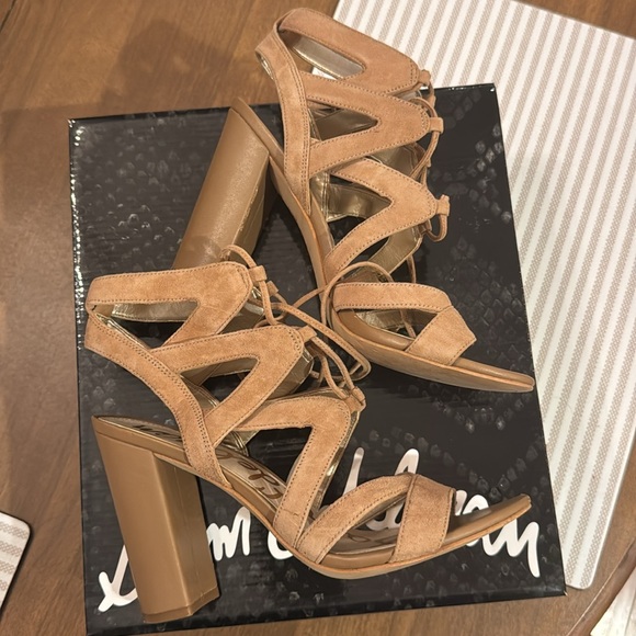 Block Heels - Picture 3 of 3